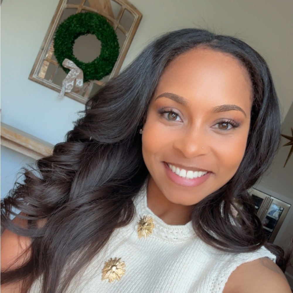 Meet your Posher, Joi